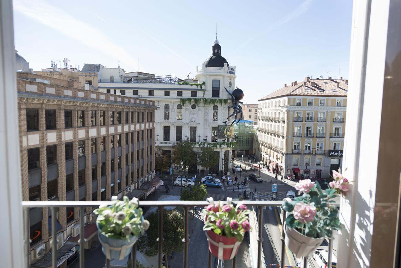Апартаменти Oshun Puerta Del Sol Deluxe Мадрид Екстер'єр фото